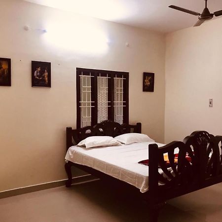 Tanjore Inn Thanjavur Exterior photo
