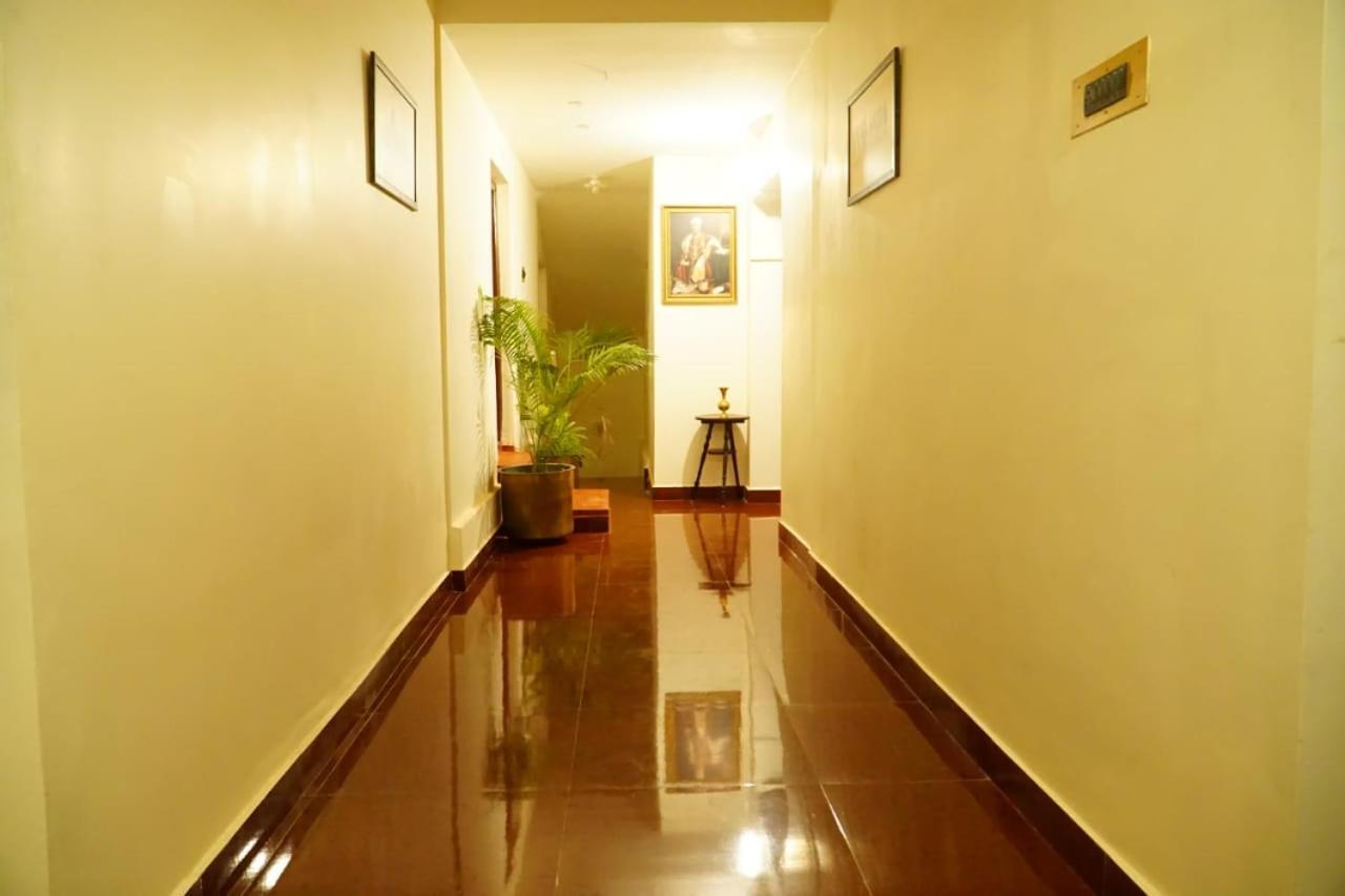 Tanjore Inn Thanjavur Exterior photo