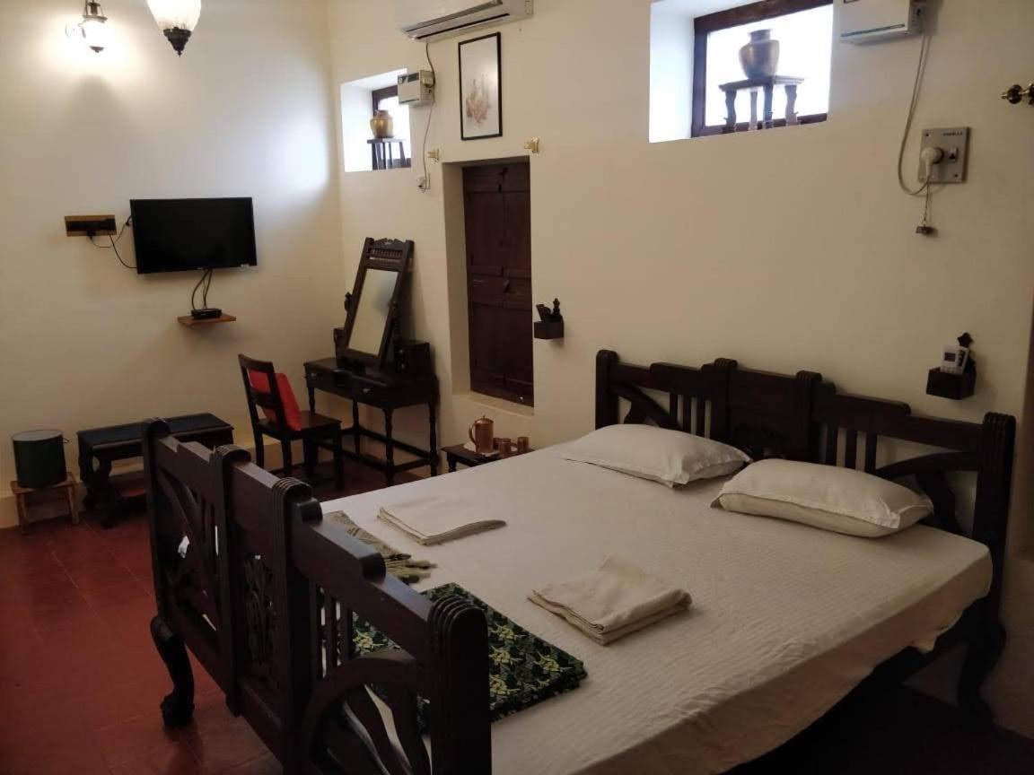 Tanjore Inn Thanjavur Exterior photo
