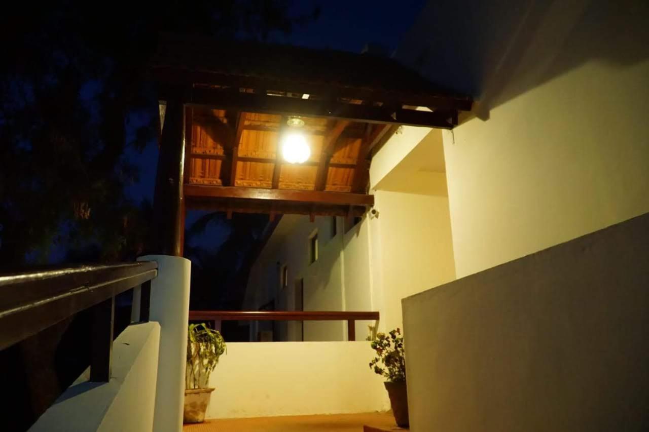 Tanjore Inn Thanjavur Exterior photo